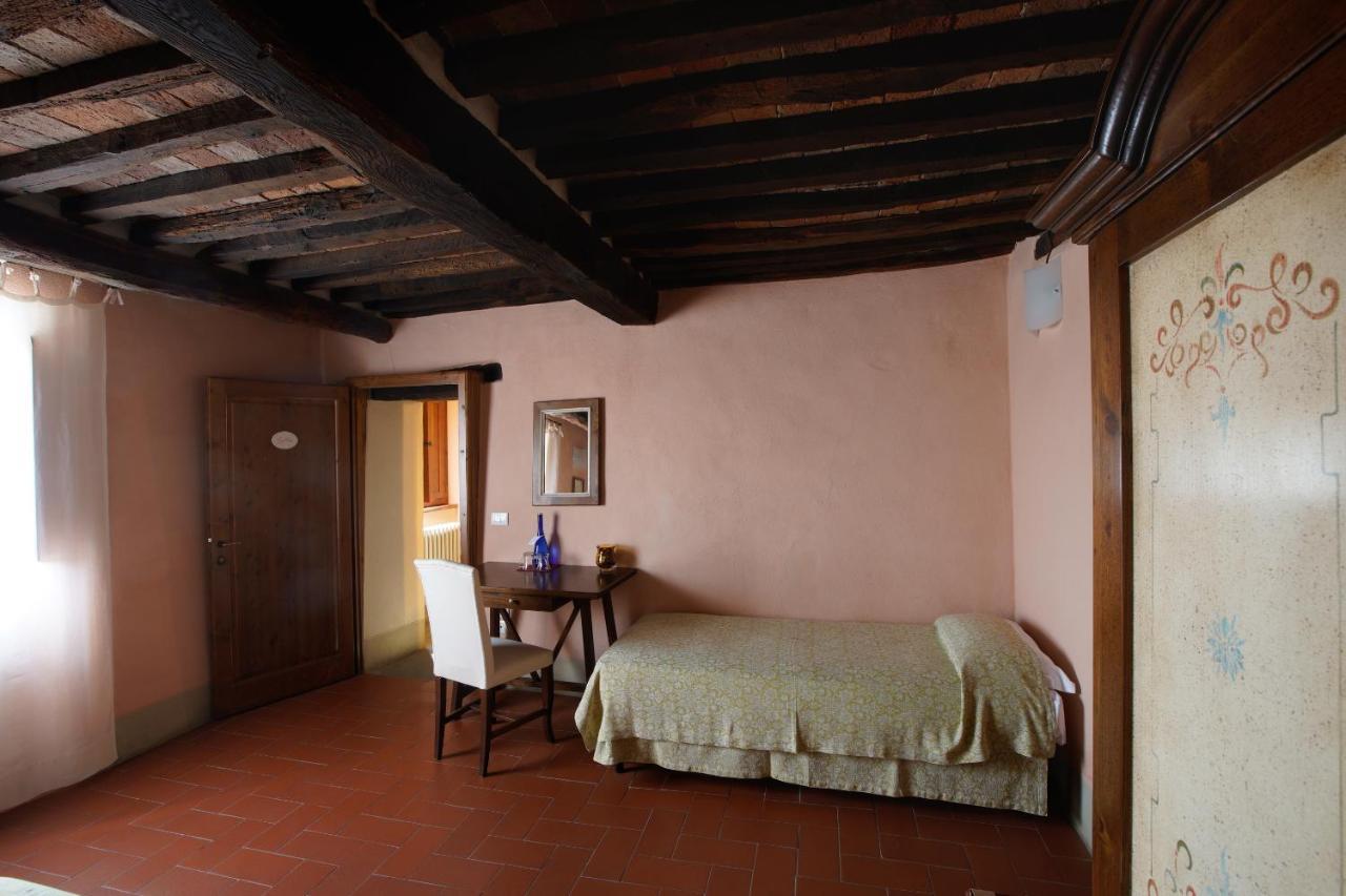 Locanda Del Viandante B&B อันกิอารี ภายนอก รูปภาพ