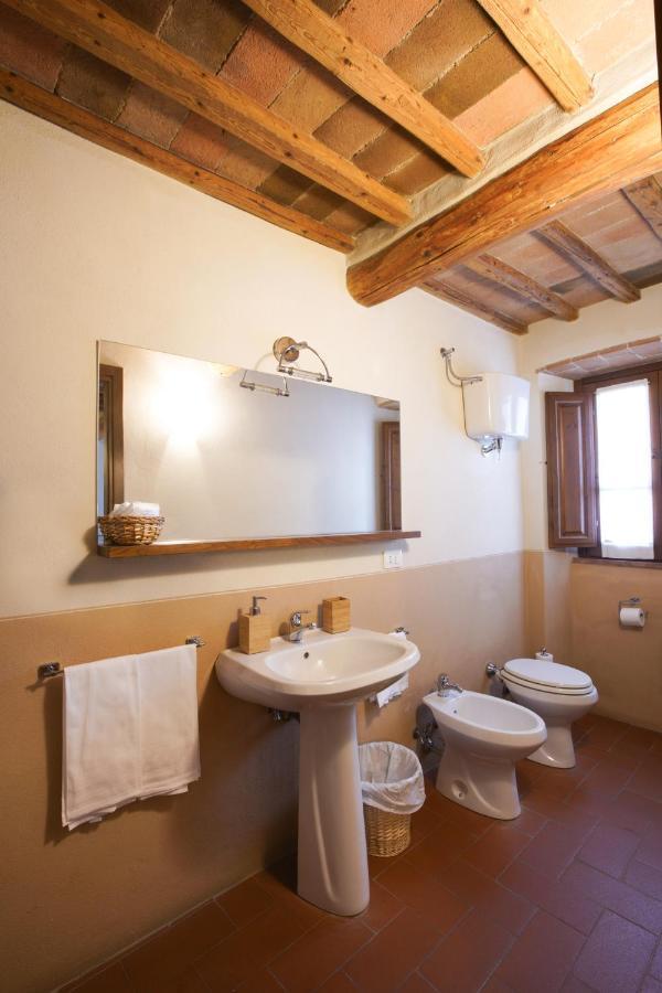 Locanda Del Viandante B&B อันกิอารี ภายนอก รูปภาพ